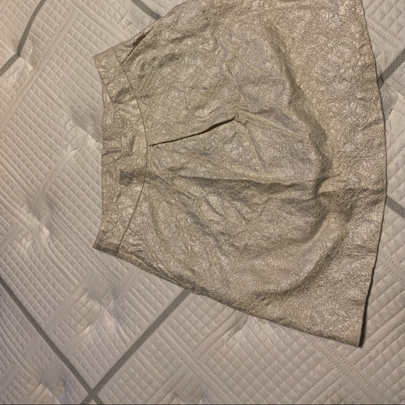 Adorable UK skirt - Picture 2 of 5